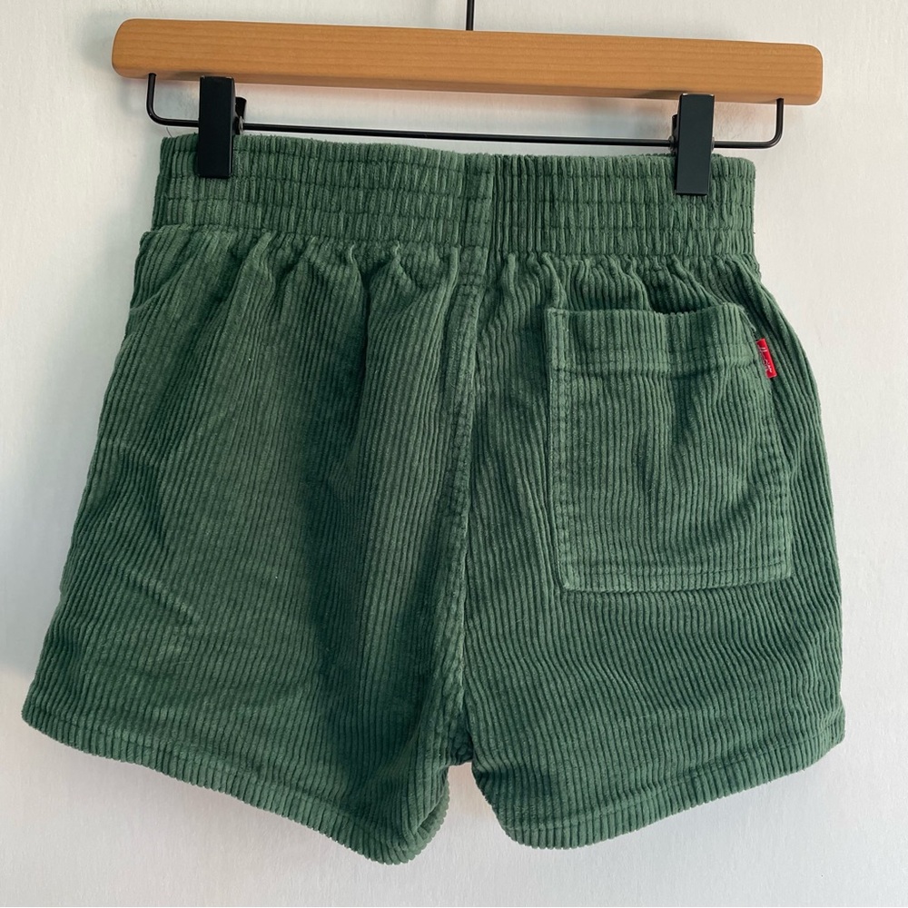 Hammies Green Corduroy Shorts Women’s High Waisted Elastic Waist Pockets 24 - Picture 3 of 12